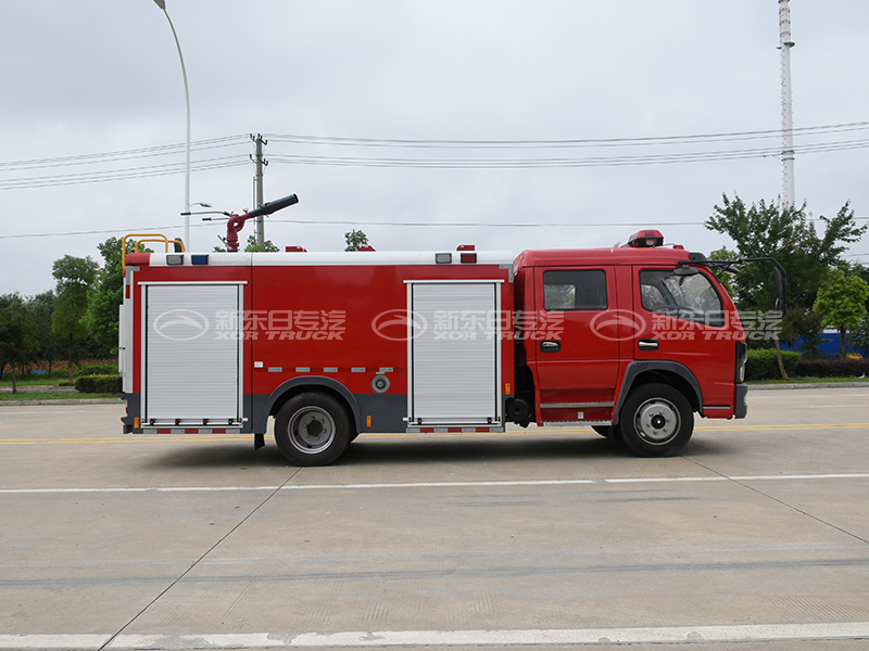 東風(fēng)牌 國六5噸泡沫消防車